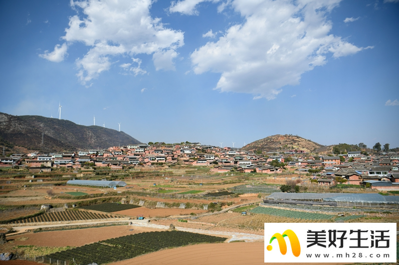 文旅融合促振兴 百年村落焕新景(图1)