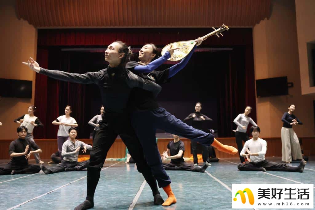 舞从敦煌来(图2) 舞从敦煌来(图2)
